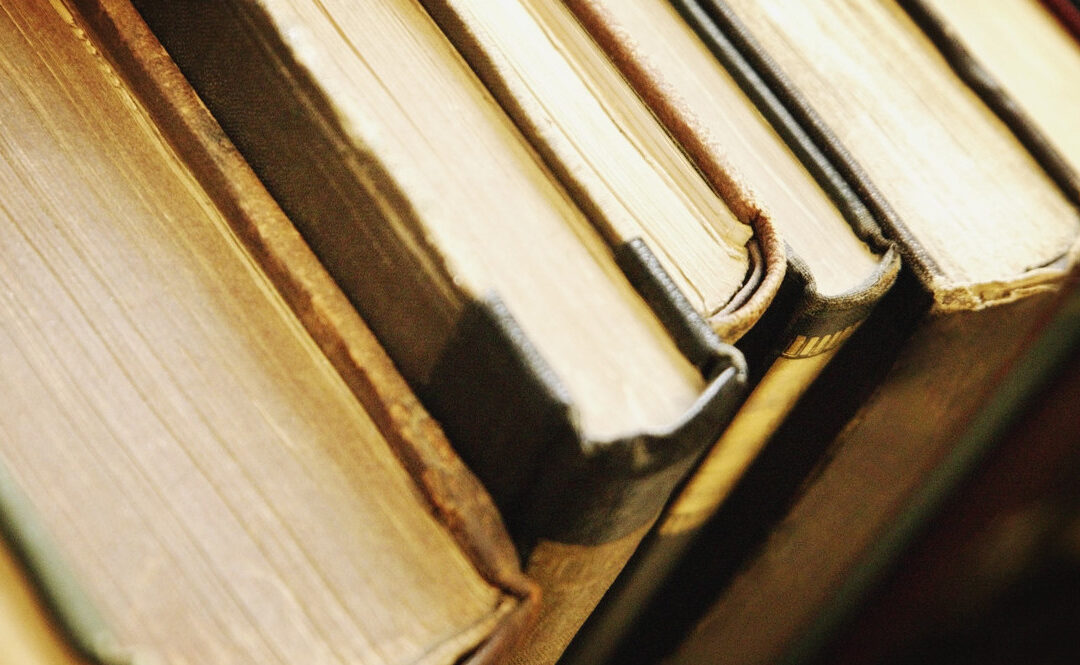 Best Books to Read: Books on Repeat on my Playlist